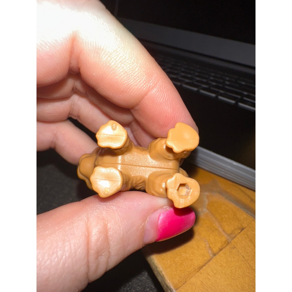 Vintage Barbie Puppy Dog Figurines Set of 2 Golden Retriever Lab Plastic Pets - Picture 7 of 7